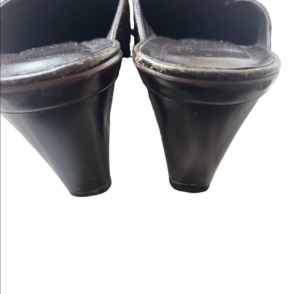 Stuart Weitzman Croc Embossed Mules Clogs Shoes S… - image 5